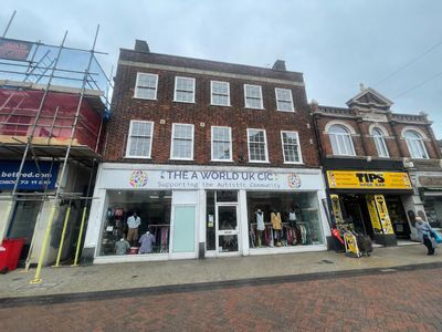 Property Image for 82B High Street, Gillingham, Kent, ME7 1AX