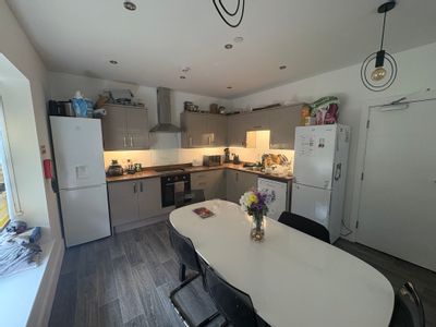 Property Image for The Old Glan And Hen, Glan House, Sackville Road, Bangor, Gwynedd, LL57 1LH