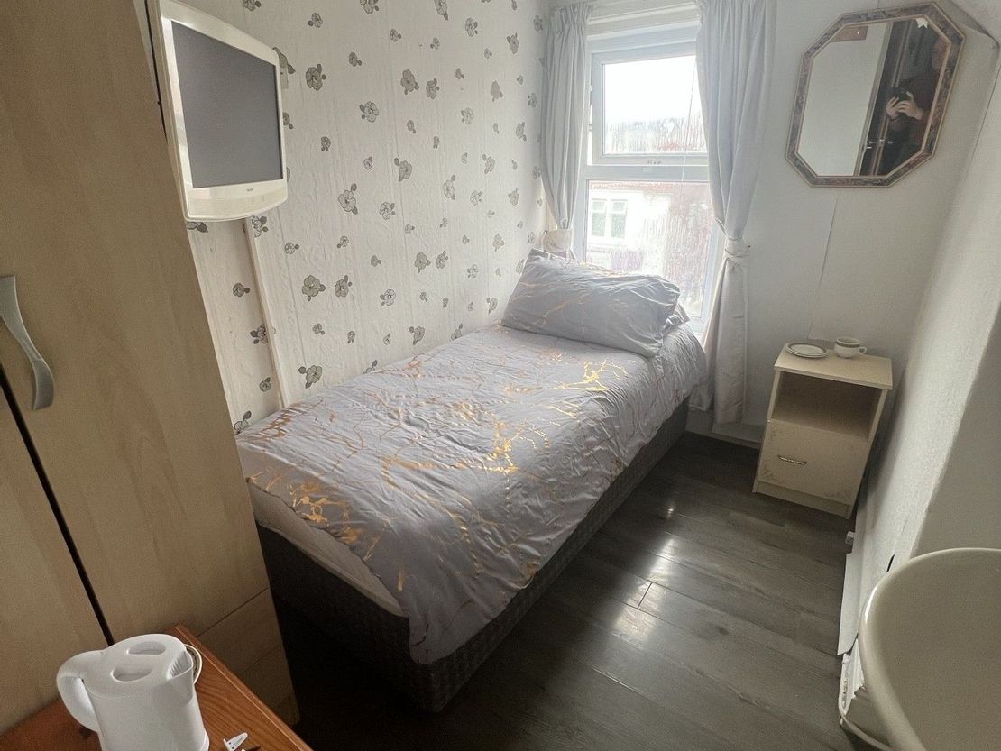 Dun Roamin, 27 Palatine Road, Blackpool, FY1