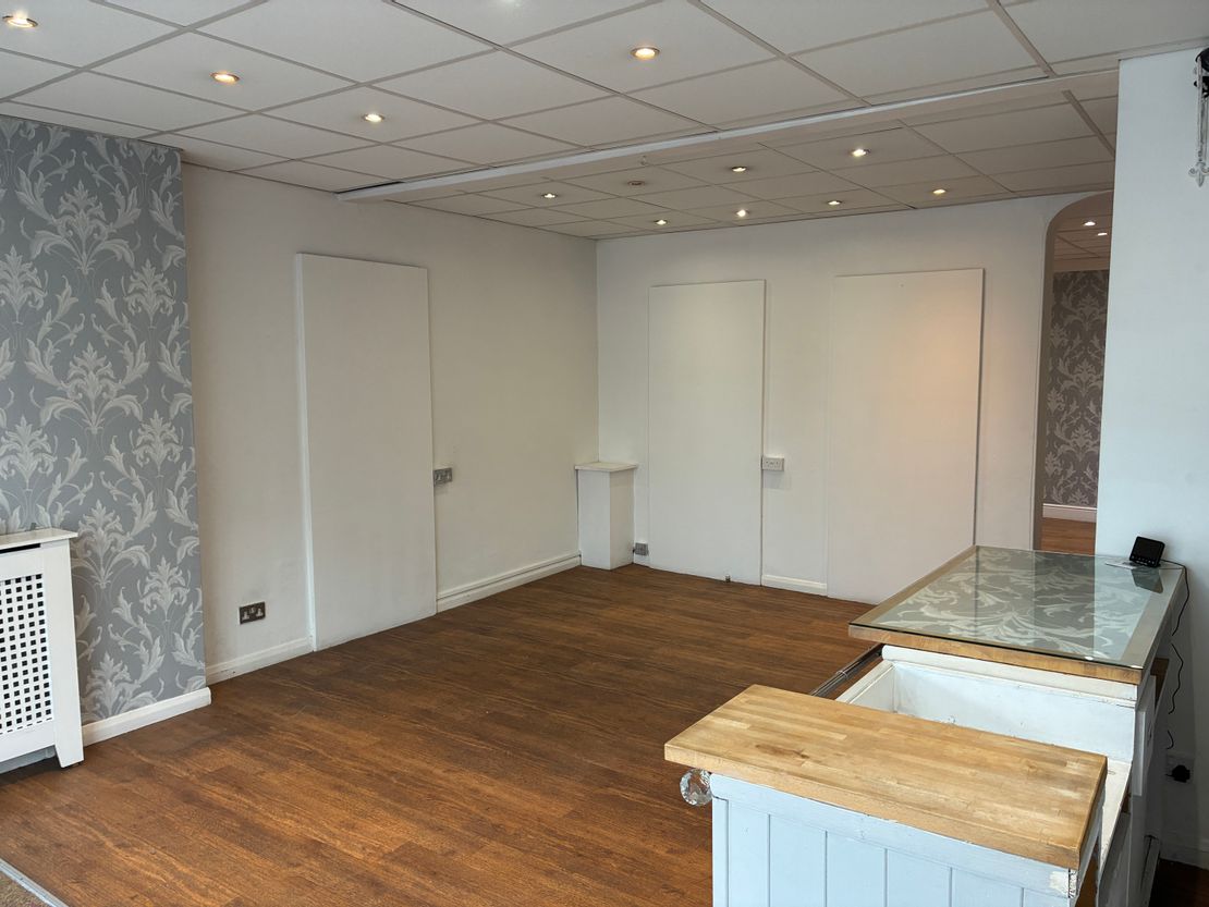 4 High Street, Winslow, Buckingham, MK18 3HF