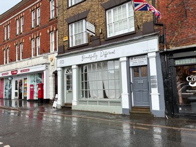 Property Image for 4 High Street, Winslow, Buckingham, MK18 3HF