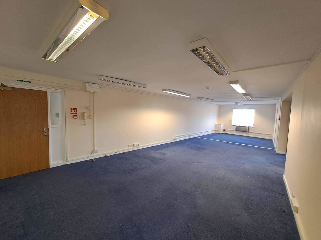 15 London House, Swinfens Yard, High Street, Stony Stratford, Milton Keynes, MK11 1SY