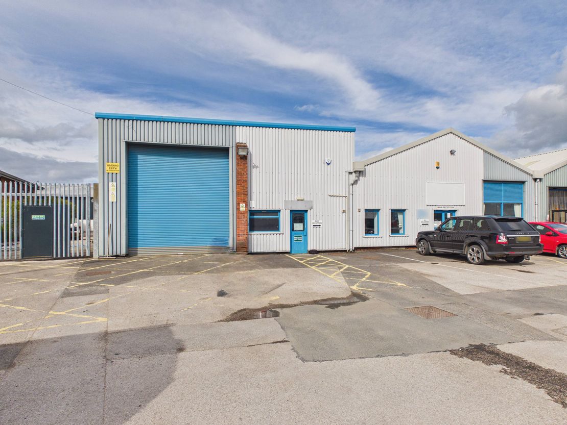 Unit 1-2A Holmes Chapel Business Park, Manor Lane, Holmes Chapel, Cheshire, CW4 8AB