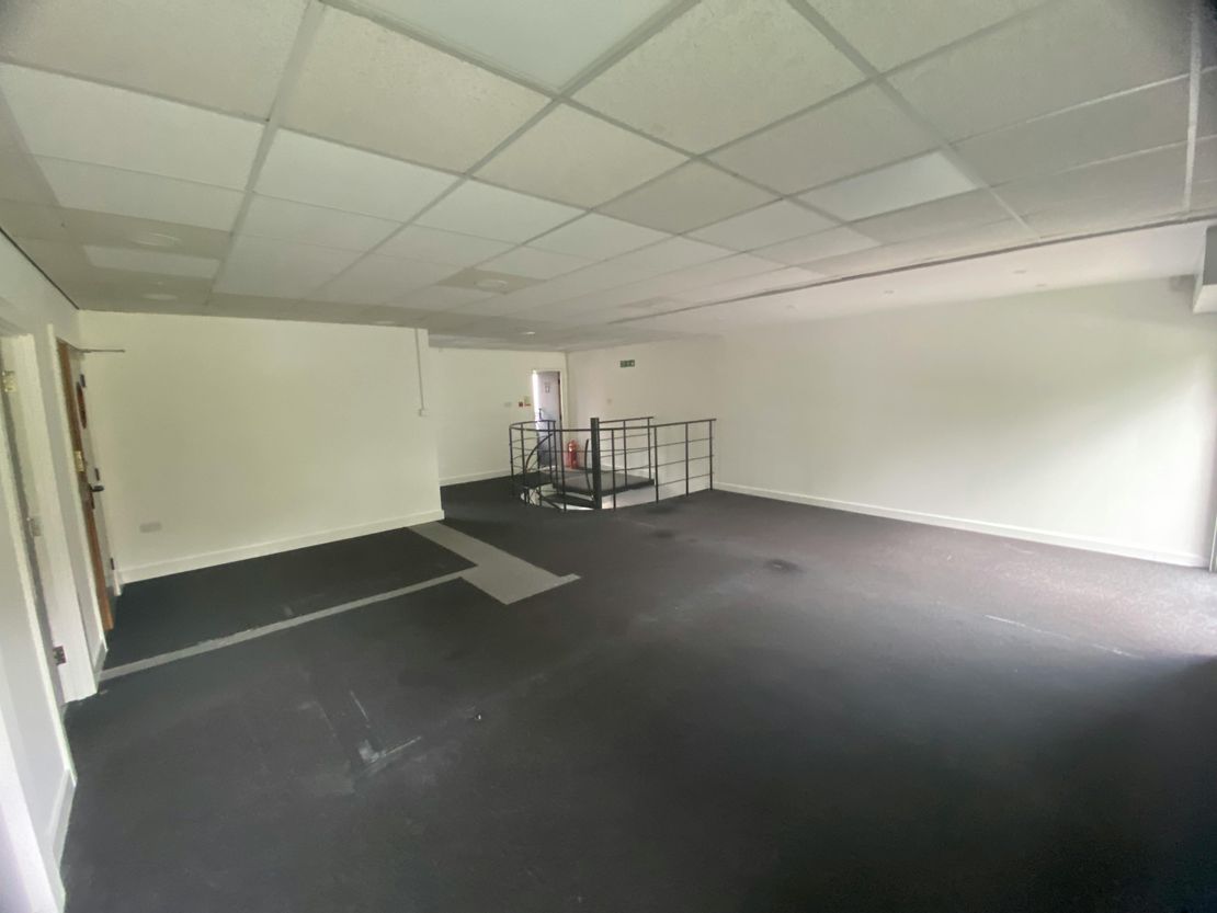 1 Northwest Business Park, Servia Hill, Leeds, LS6 2QH