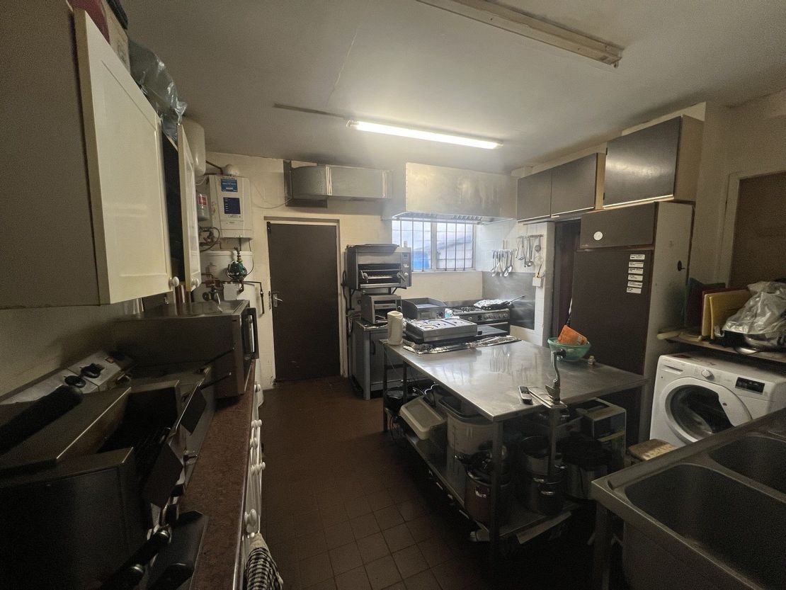 Manuela Rose Hotel, 6-8, Hornby Road, Blackpool, FY1