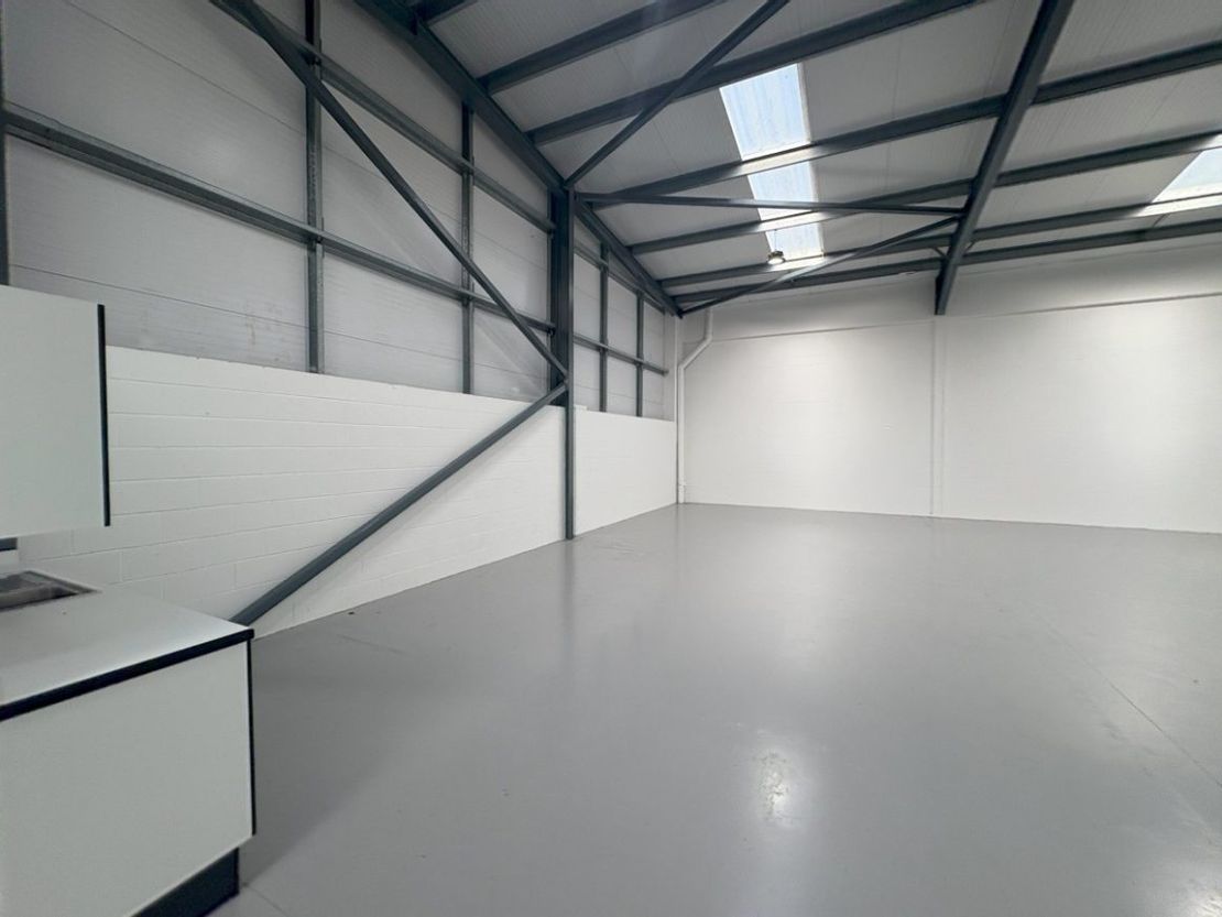 Unit 14, Navigation Point, Golds Hill Way, Wednesbury, West Midlands, DY4 0PU