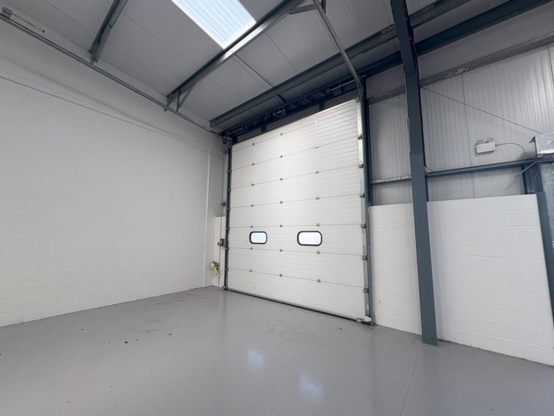 Unit 10, Navigation Point, Golds Hill Way, Wednesbury, West Midlands, DY4 0PU