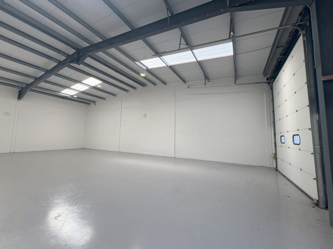 Unit 10, Navigation Point, Golds Hill Way, Wednesbury, West Midlands, DY4 0PU