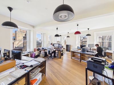 Property Image for 9 Forrest Road, Edinburgh, City Of Edinburgh, EH1 2QH
