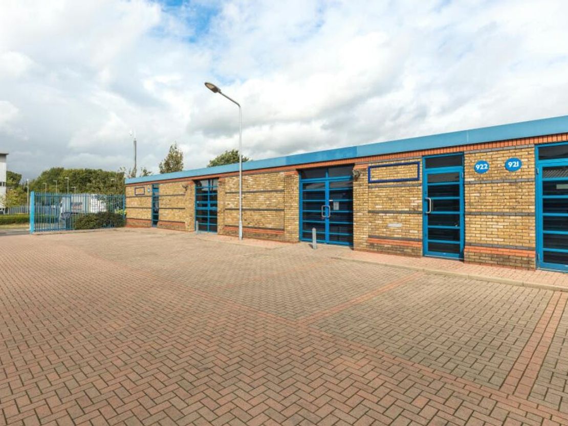 923 Yeovil Road, Slough Trading Estate, Slough, SL1 3NH