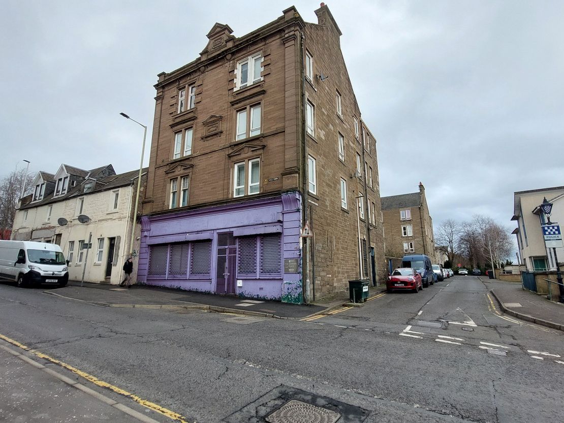 235-237, Hilltown, Dundee, DD3 7AN