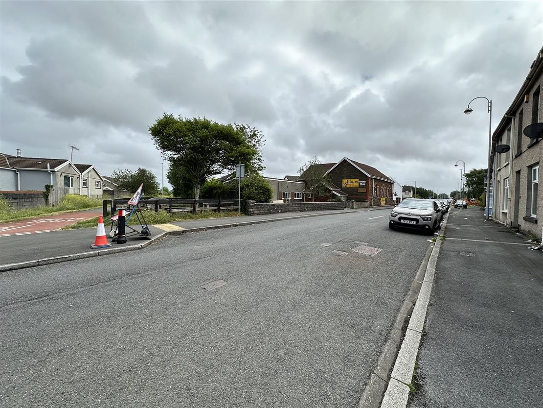 New Dock Road, Llanelli
