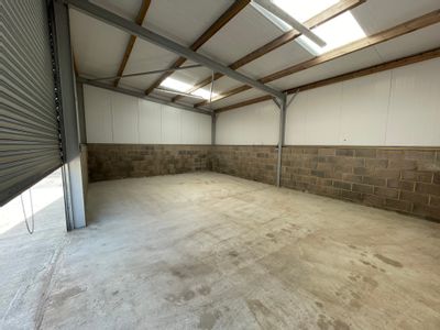 Property Image for Unit 1 Peashell Farm, Curbridge, Witney, Oxfordshire, OX29 7NZ