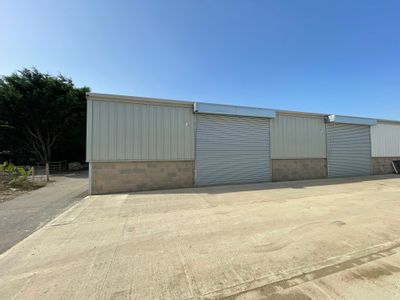 Property Image for Unit 1 Peashell Farm, Curbridge, Witney, Oxfordshire, OX29 7NZ