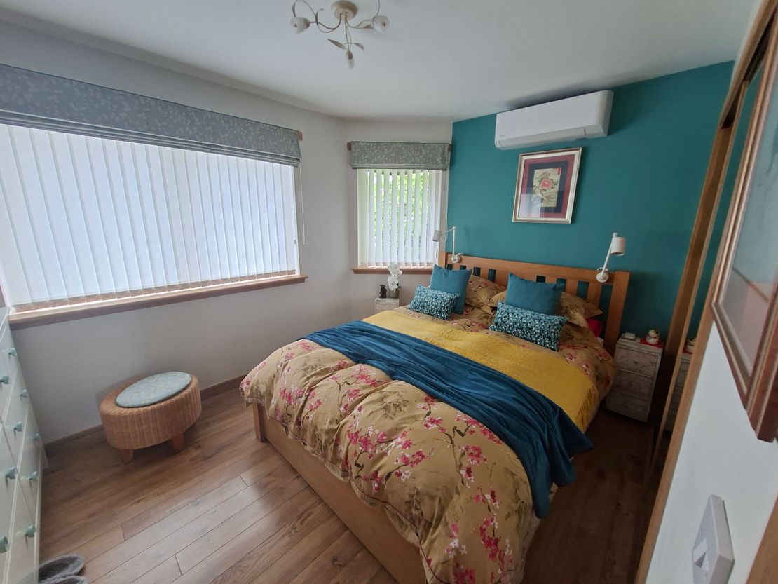12 & 14, Main Street, Tullibody, FK10 2PY
