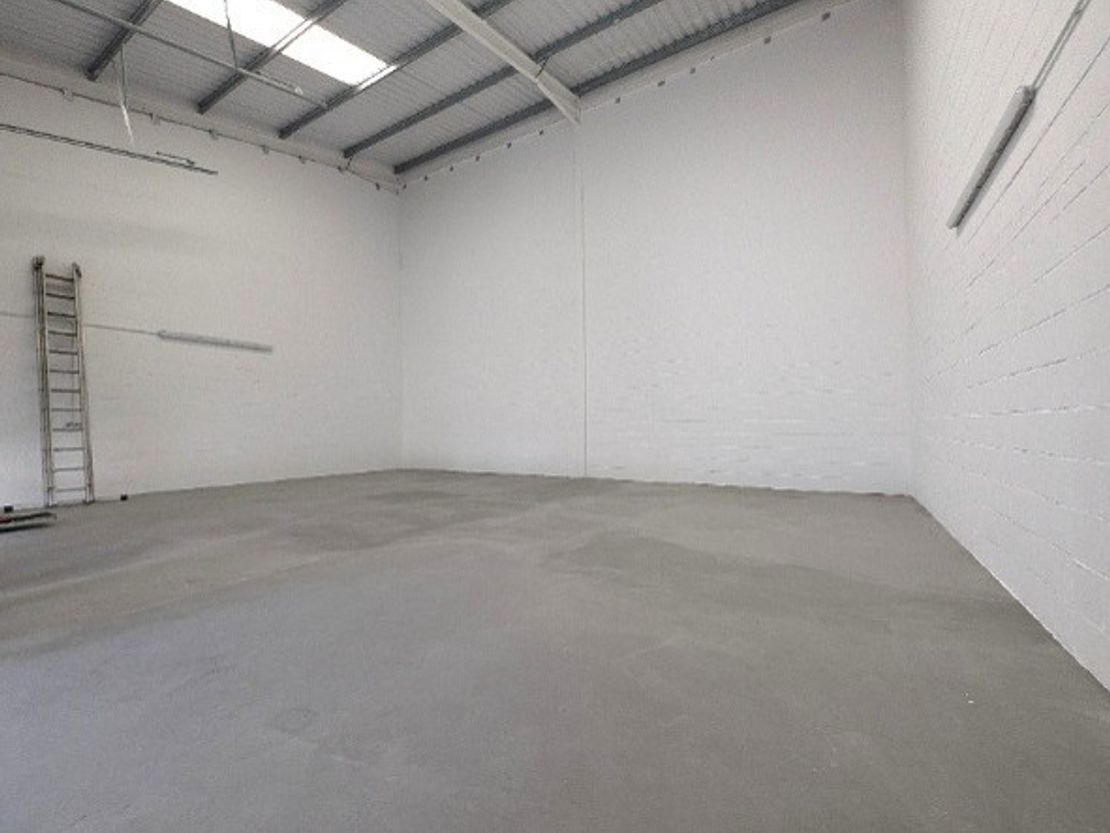 Unit O, OYO Business Units, Arndale Road, Wick, Littlehampton, West Sussex, BN17 7HD