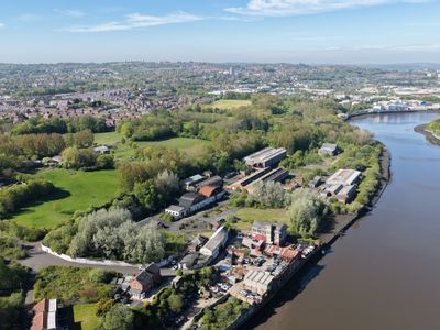 Property Image for Land At Bill Quay, Fairfield Industrial Park, Bill Quay, Gateshead, Tyne And Wear, NE10 0UR