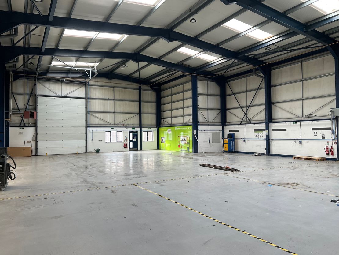 Unit 2, Robinson Close, Telford Way Industrial Estate, Kettering, Northamptonshire, NN16 8PU