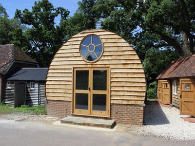 Property Image for Nissen Hut, Floodgates Farm, Castle Lane, West Grinstead, West Sussex, RH13 8LH