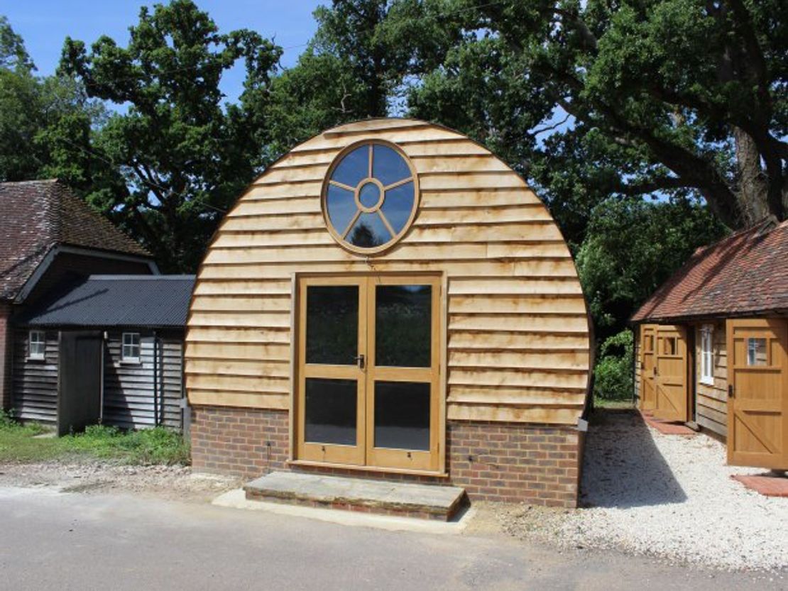 Nissen Hut, Floodgates Farm, Castle Lane, West Grinstead, West Sussex, RH13 8LH