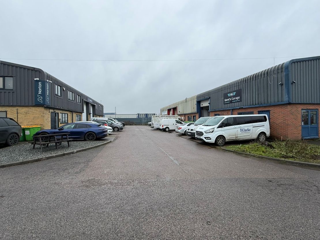 Units 7 - 9, Castle Road Technical Centre, Eurolink, Sittingbourne, Kent, ME10 3RG