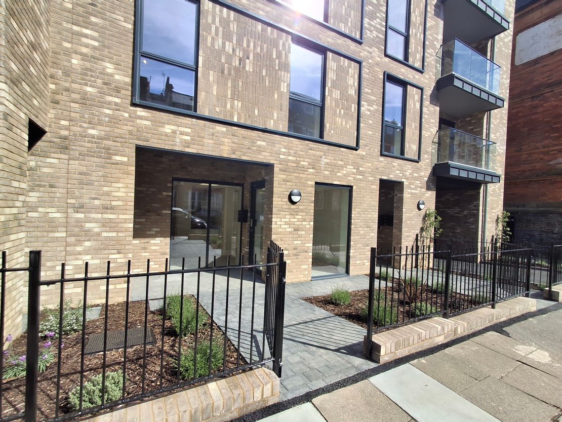 77 Holland Road, Hove, East Sussex, BN3 1JN