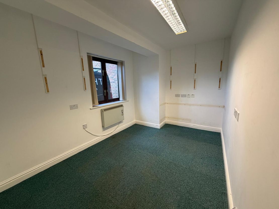 Part Ground Floor, Thurcroft House, Linley Court, Bingham, Nottinghamshire, NG13 8FA