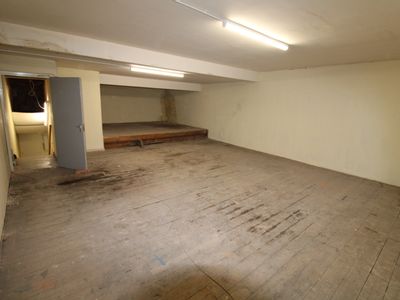 Property Image for 33 Castle Street, Hinckley, Leicestershire, LE10 1DA