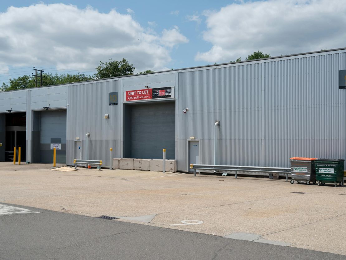 Unit 10, Bilton Road, Basingstoke, RG24 8AH