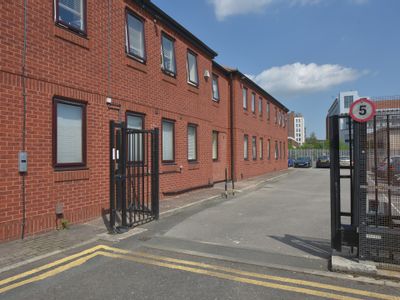 Property Image for Brunswick Court, Bridge Street, Leeds, LS2 7SA