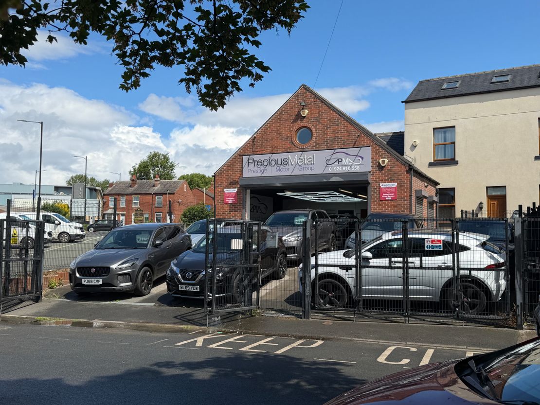 21a & 21b Hardy Croft, Wakefield, West Yorkshire, WF1 4DN