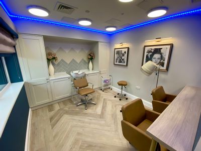 Property Image for Salon Unit, Marigold House, Hockliffe Road, Leighton Buzzard, Bedfordshire, LU7 3FF