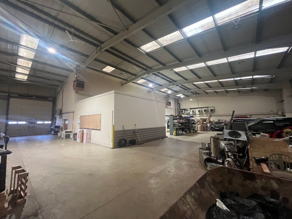 Unit 1B, Felbridge Centre, Imberhorne Lane, East Grinstead, RH19 1TU
