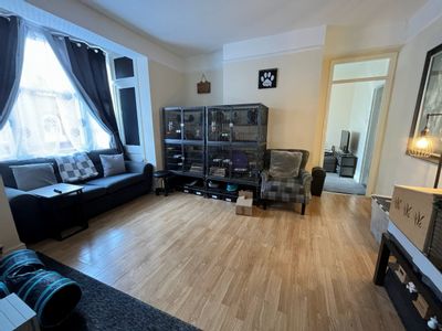 Property Image for 35 Hamilton Road, Felixstowe, Suffolk, IP11 7BB