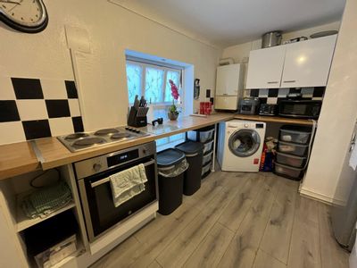Property Image for 35 Hamilton Road, Felixstowe, Suffolk, IP11 7BB
