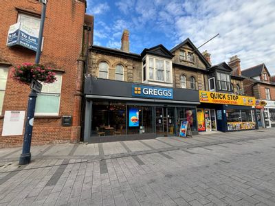 Property Image for 35 Hamilton Road, Felixstowe, Suffolk, IP11 7BB