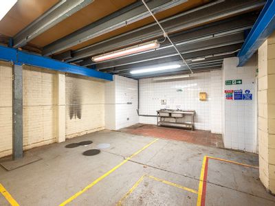 Property Image for 375 Bath Road, Slough, SL1 5QA