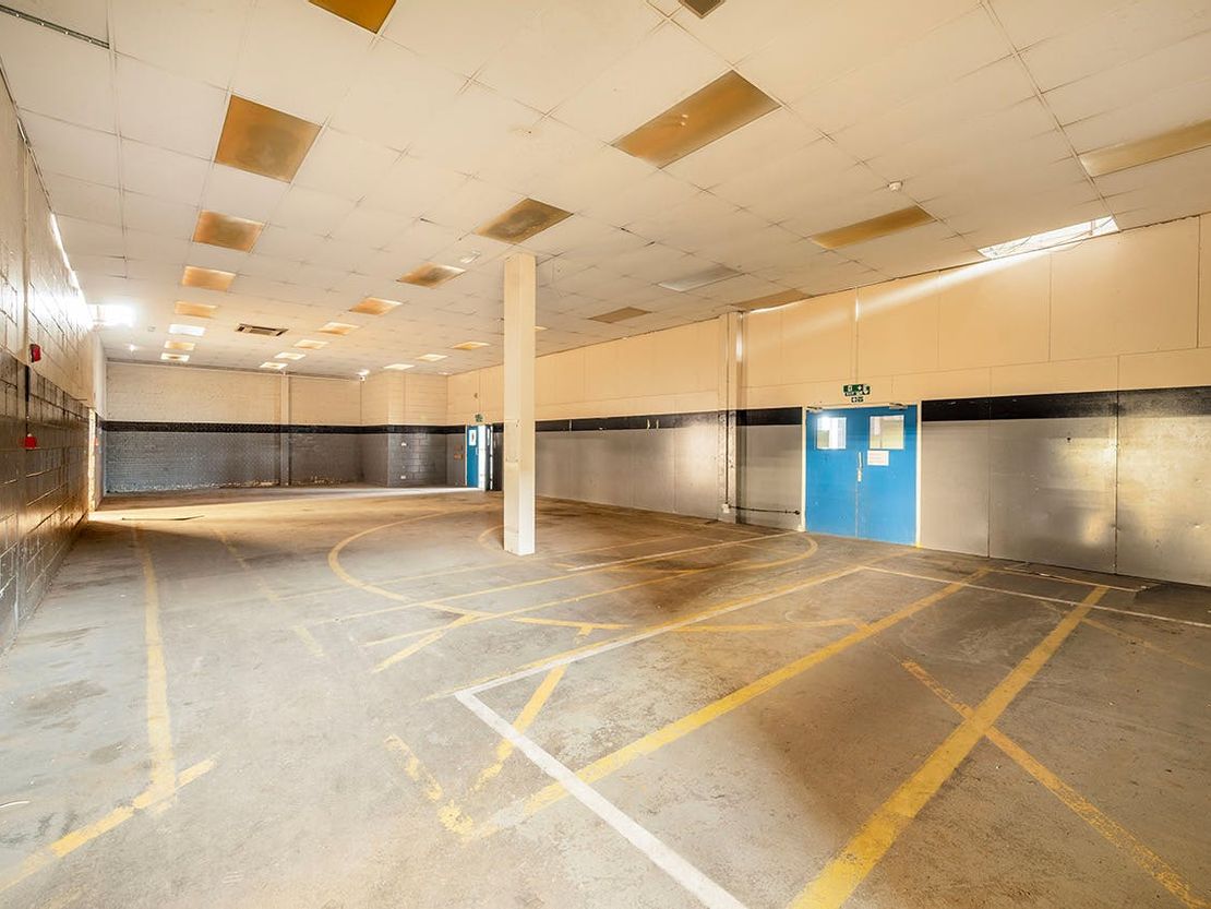 375 Bath Road, Slough, SL1 5QA