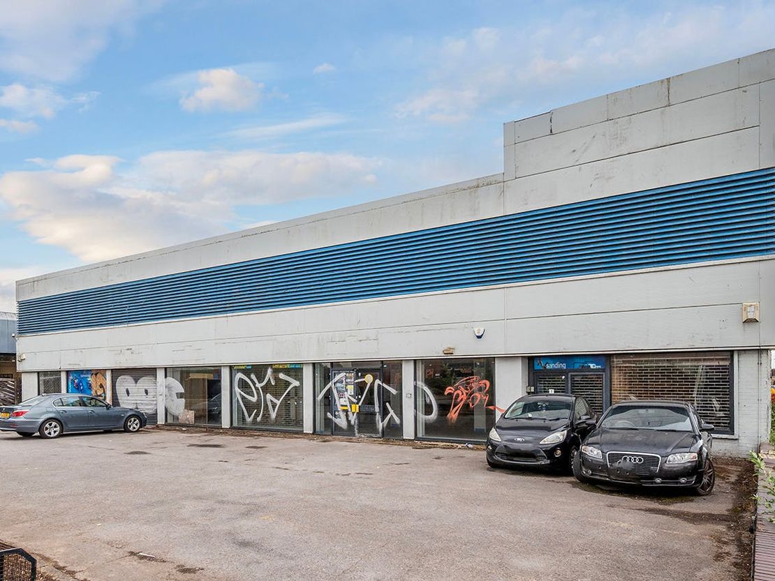 375 Bath Road, Slough, SL1 5QA