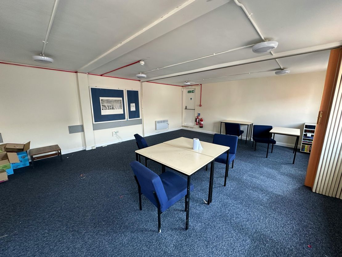 27 Church Road, Burgess Hill, RH15 9BB