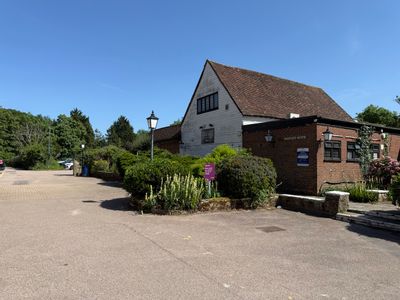 Property Image for Gatwick Manor, London Road, Crawley, RH10 9ST
