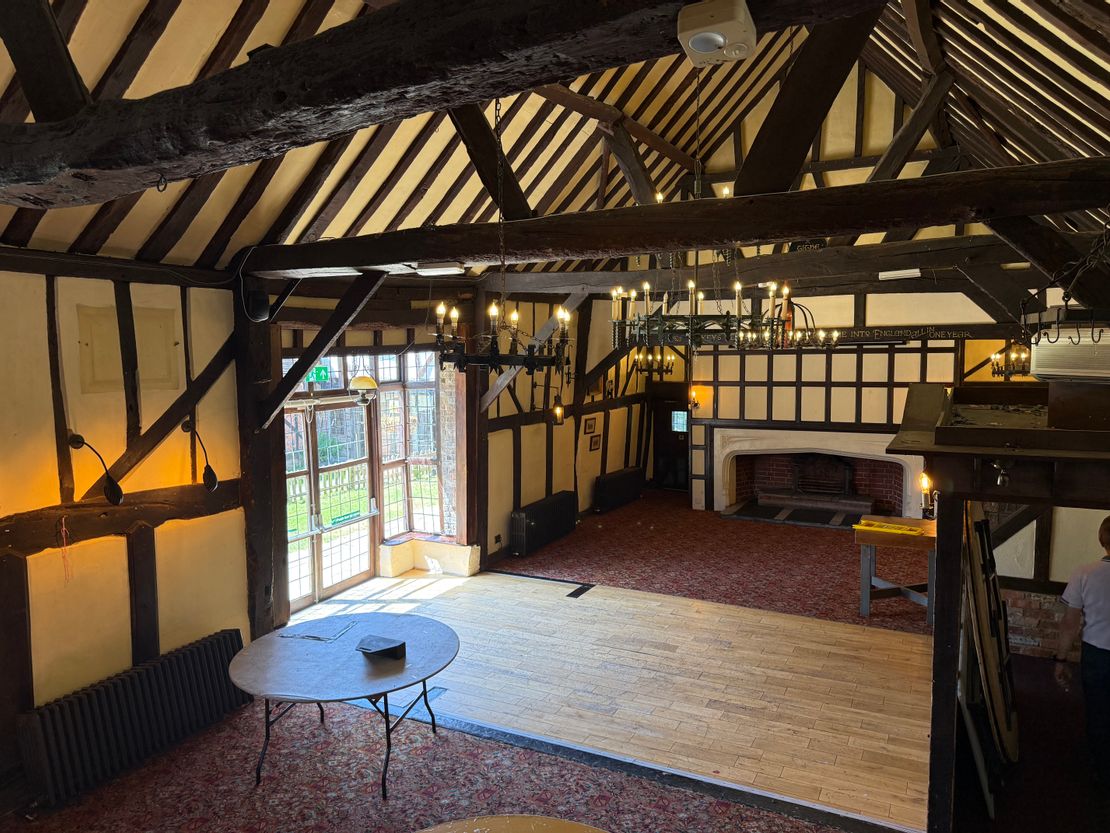 Gatwick Manor, London Road, Crawley, RH10 9ST