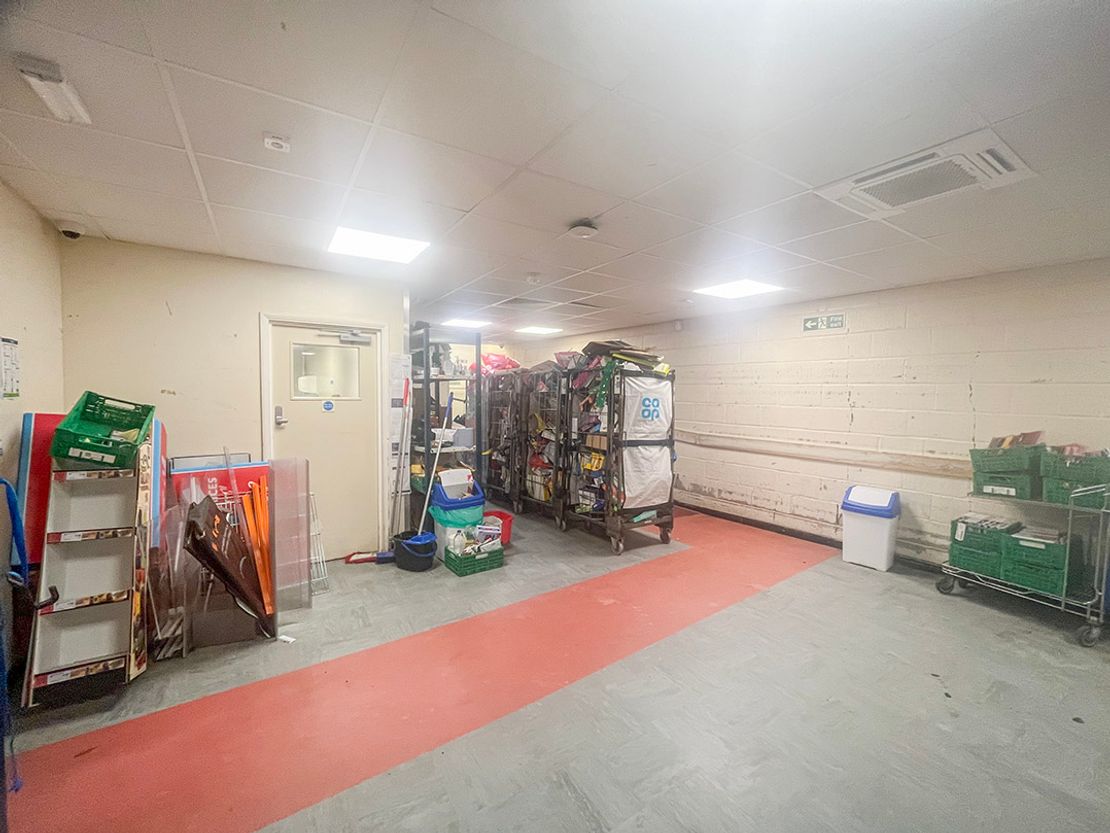 47-49 Farnborough Road, Farnham, GU9 9AJ