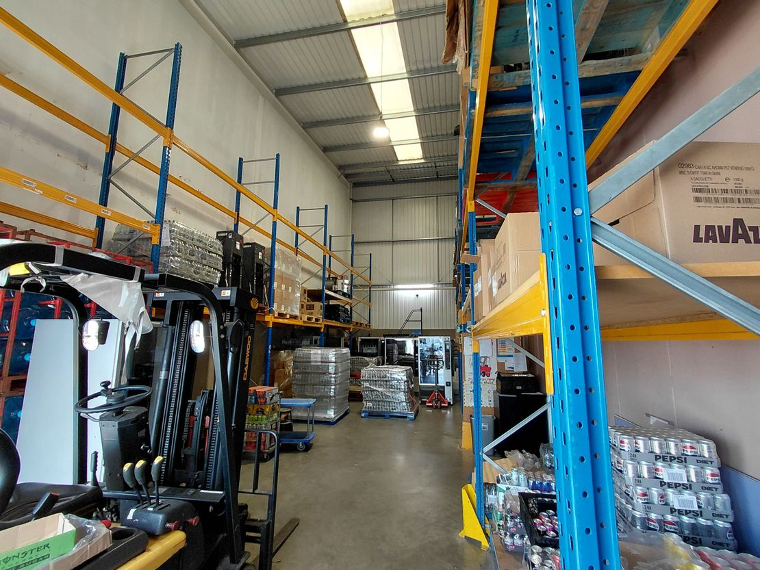 Unit 10 Spitfire Business Park, 1 Hawker Road, Croydon, Surrey, CR0 4WD