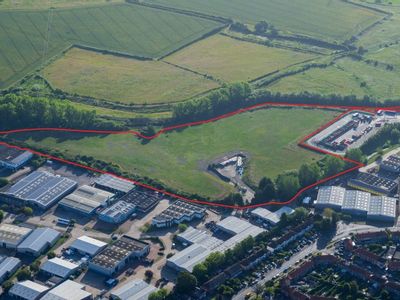 Property Image for Decoy Farm, Dominion Way, Worthing, West Sussex, BN14 8NA