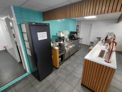 Property Image for Retail Unit, 133 Queens Road, Brighton, East Sussex, BN1 3WB