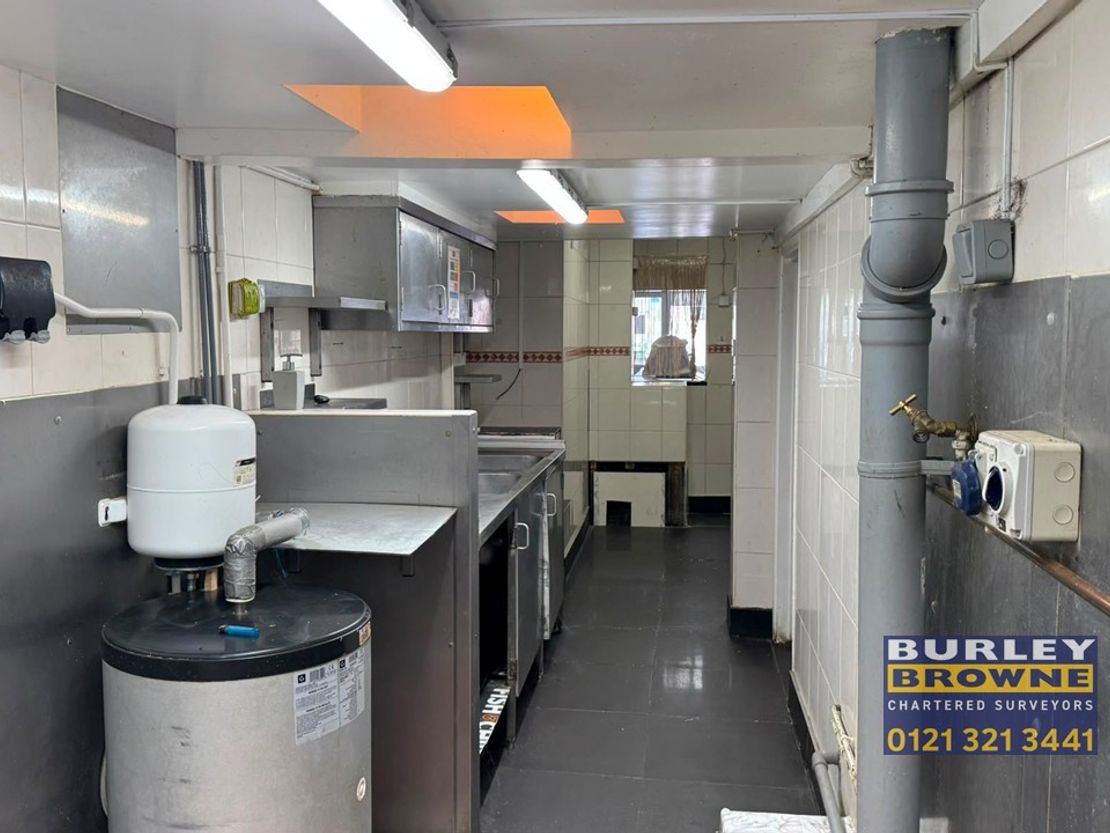 19 Alcester Road, Studley, Warwickshire, B80 7AG