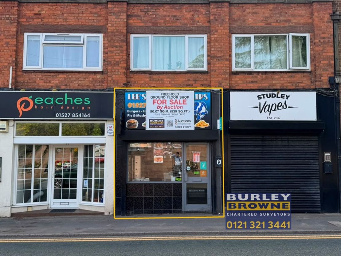 19 Alcester Road, Studley, Warwickshire, B80 7AG