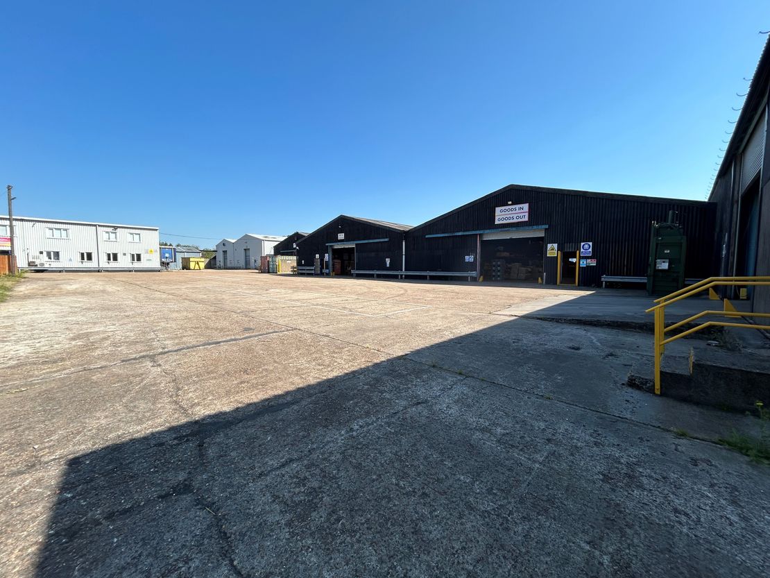 Burnham Road, Mundon, Maldon, Essex, CM9 6NT