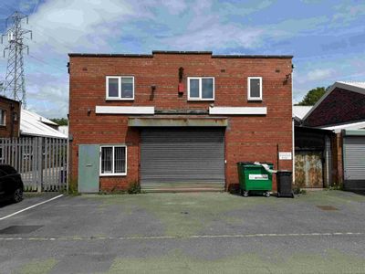 Property Image for 7 Stonewall Place, Silverdale, Newcastle Under Lyme, ST5 6NR
